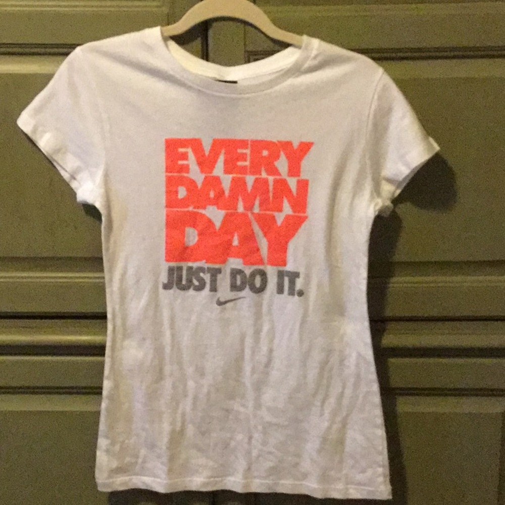 Nike t-shirt